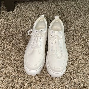 White platform tennis shoes